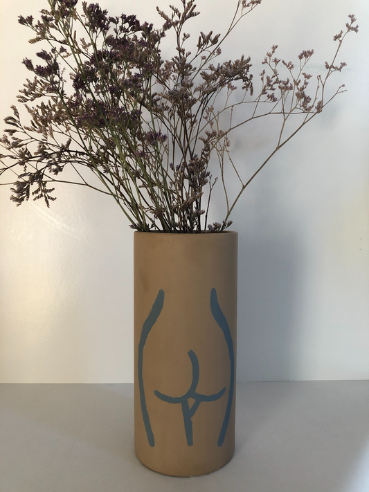 Body vase ll